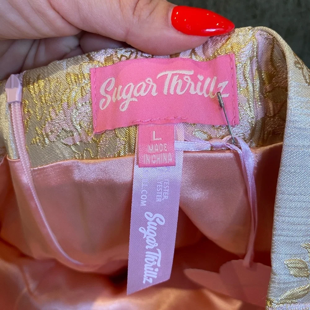 Sugar Thrillz Pink and Gold Floral Brocade mini skirt - Picture 5 of 5
